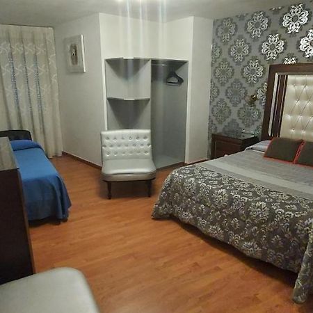 Hostal Del Campo Аревало Экстерьер фото