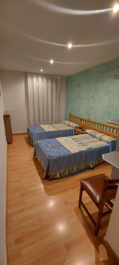 Hostal Del Campo Аревало Экстерьер фото