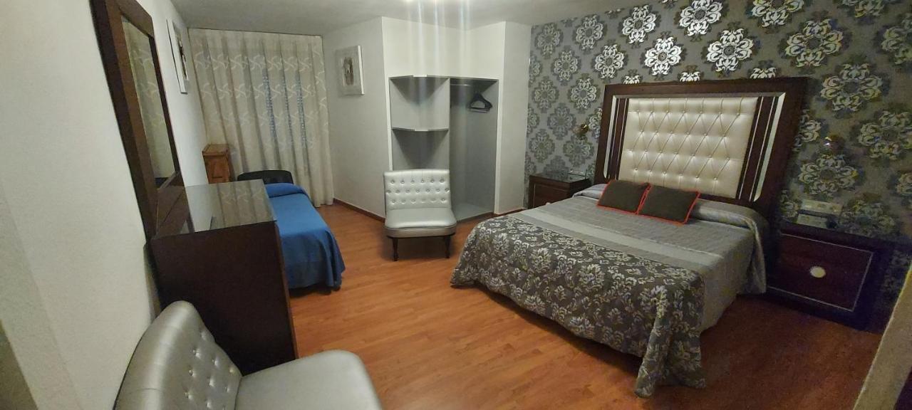 Hostal Del Campo Аревало Экстерьер фото